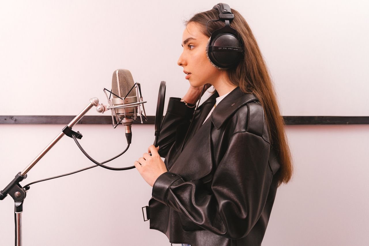 Far ascoltare propria canzone